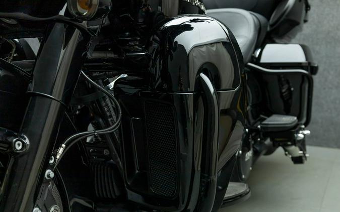 2022 HARLEY DAVIDSON FLHTK ULTRA LIMITED W/ABS & LANDING GEAR