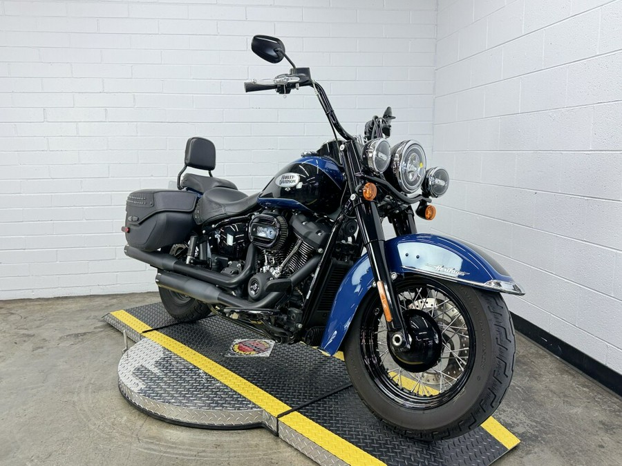 2022 Harley-Davidson Heritage Classic 114 REEF BLUE/BLACK W/PS