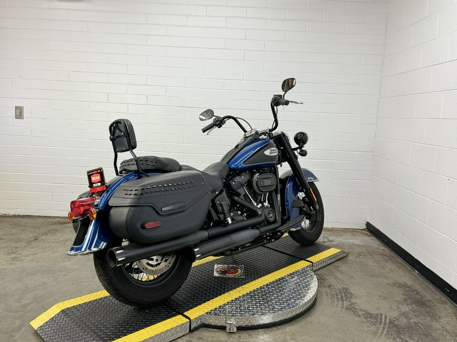 2022 Harley-Davidson Heritage Classic 114 REEF BLUE/BLACK W/PS