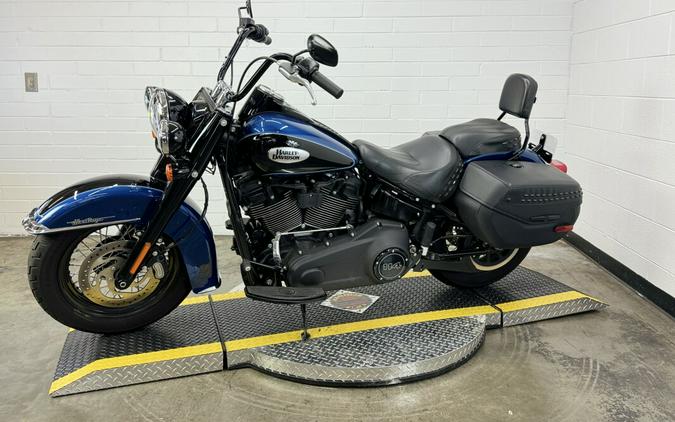 2022 Harley-Davidson Heritage Classic 114 REEF BLUE/BLACK W/PS