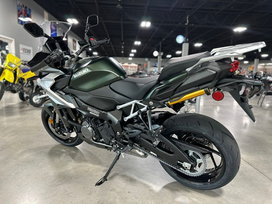 2024 Suzuki GSX-S1000GX Plus