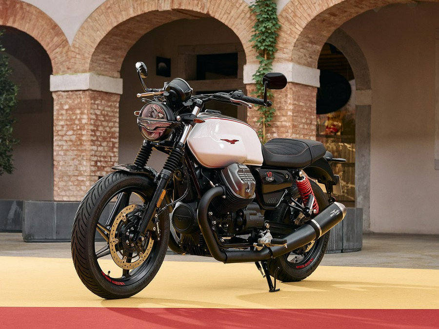 2024 Moto Guzzi V7 Stone Ten