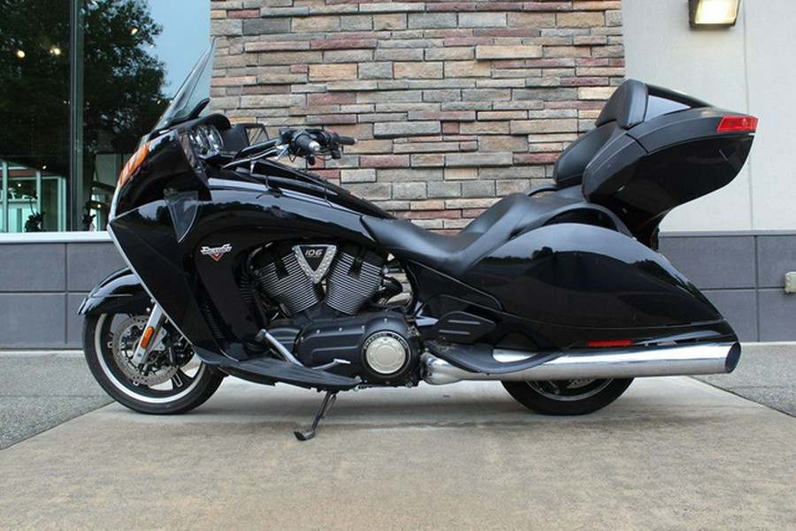 2016 Victory Motorcycles Vision Gloss Black