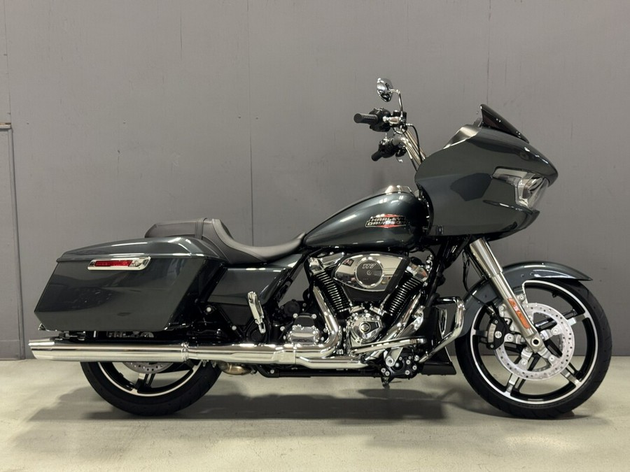 FLTRX 2025 Road Glide®