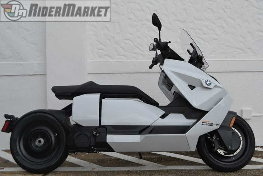 2024 BMW CE 04