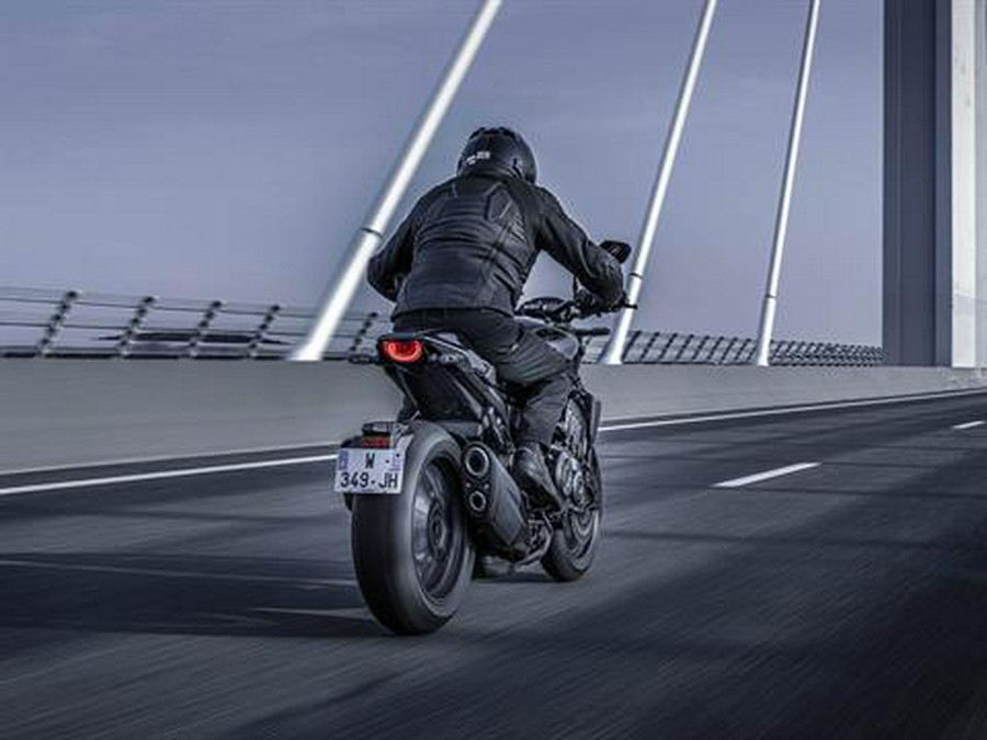 2022 Honda CB1000R Black Edition