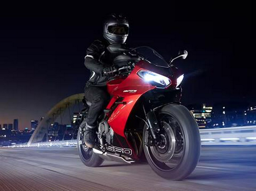 2025 Triumph Daytona 660