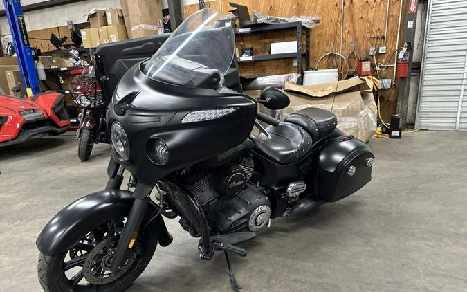 2018 Indian Motorcycle® Chieftain® Dark Horse® ABS Thunder Black Smoke