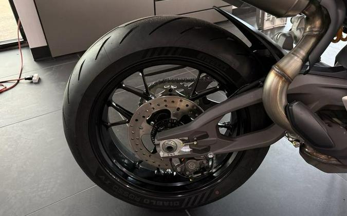 2025 Ducati Streetfighter V2 S