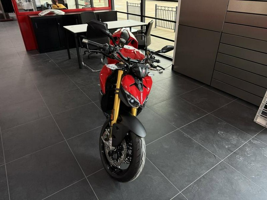 2025 Ducati Streetfighter V2 S