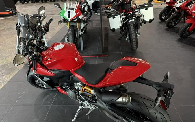 2025 Ducati Streetfighter V2 S