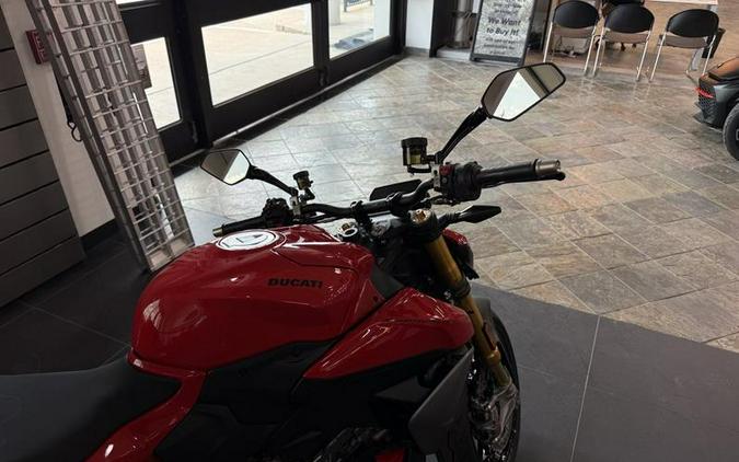 2025 Ducati Streetfighter V2 S
