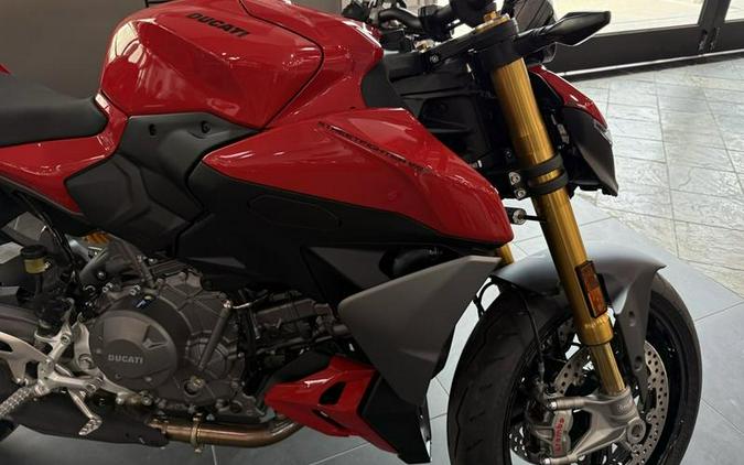 2025 Ducati Streetfighter V2 S