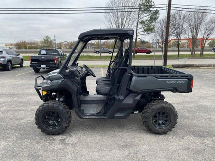 2023 Can-Am® Defender XT HD10