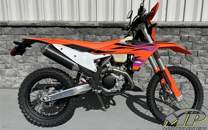 2024 KTM 500 EXC-F Six Days First Look [Fast Facts]