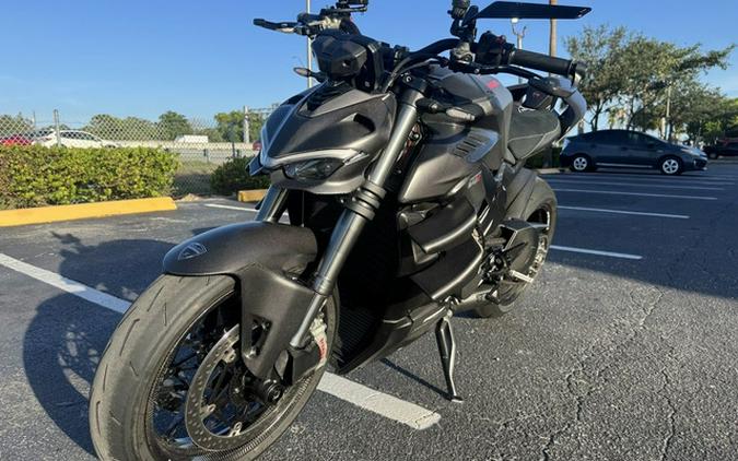 2023 Ducati Streetfighter V4 Ducati Red