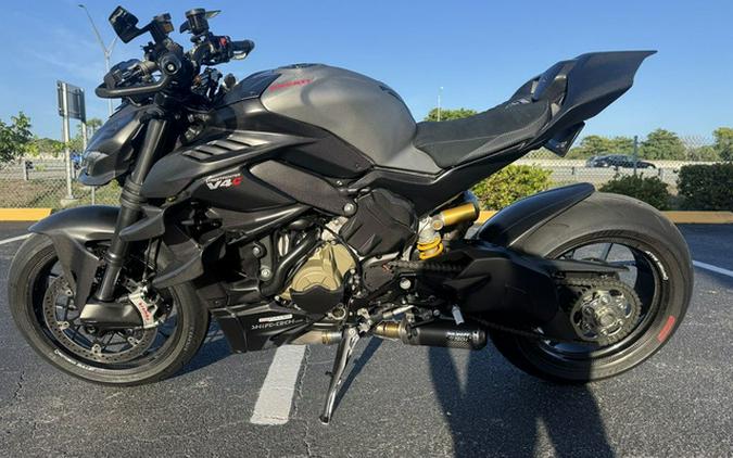 2023 Ducati Streetfighter V4 Ducati Red