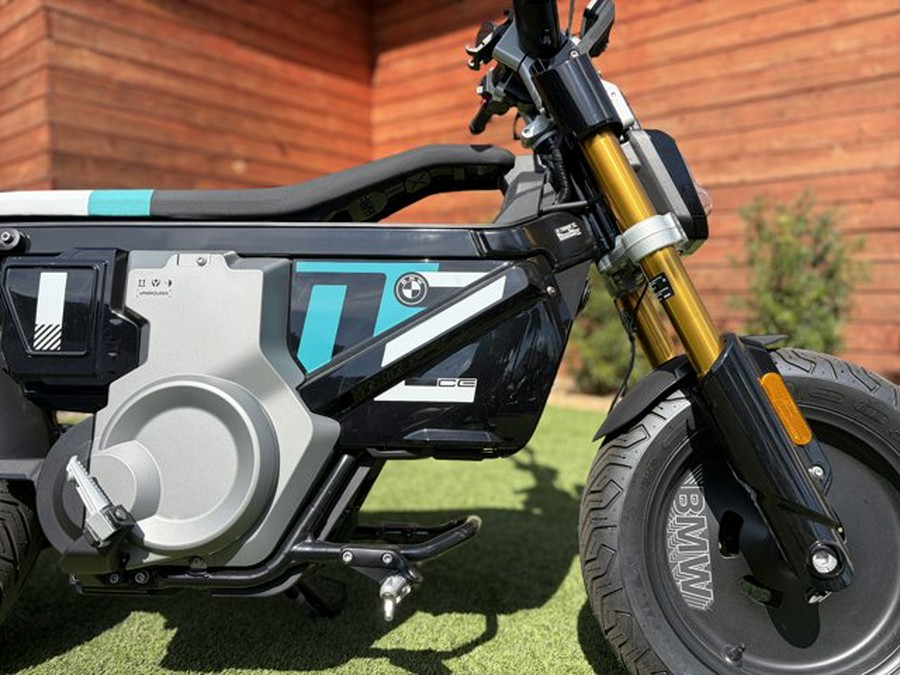 2024 BMW CE 02