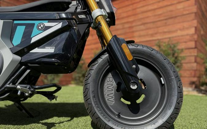 2024 BMW CE 02