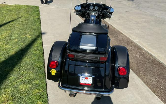 FLHTCUTG 2013 Tri Glide™ Ultra Classic®