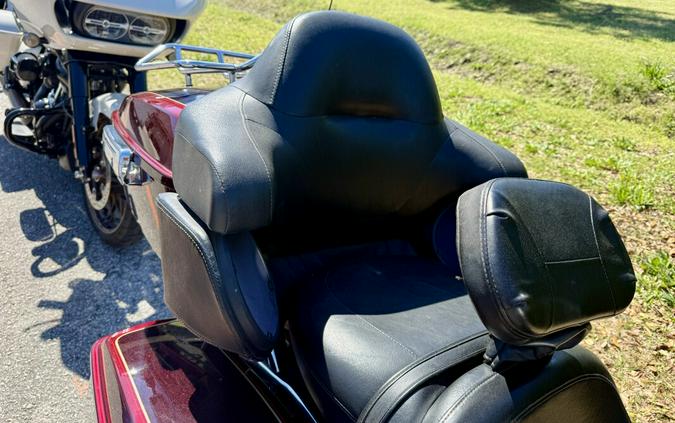 2014 Harley-Davidson® Electra Glide® Ultra Classic® FLHTCU