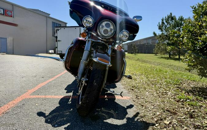2014 Harley-Davidson® Electra Glide® Ultra Classic® FLHTCU