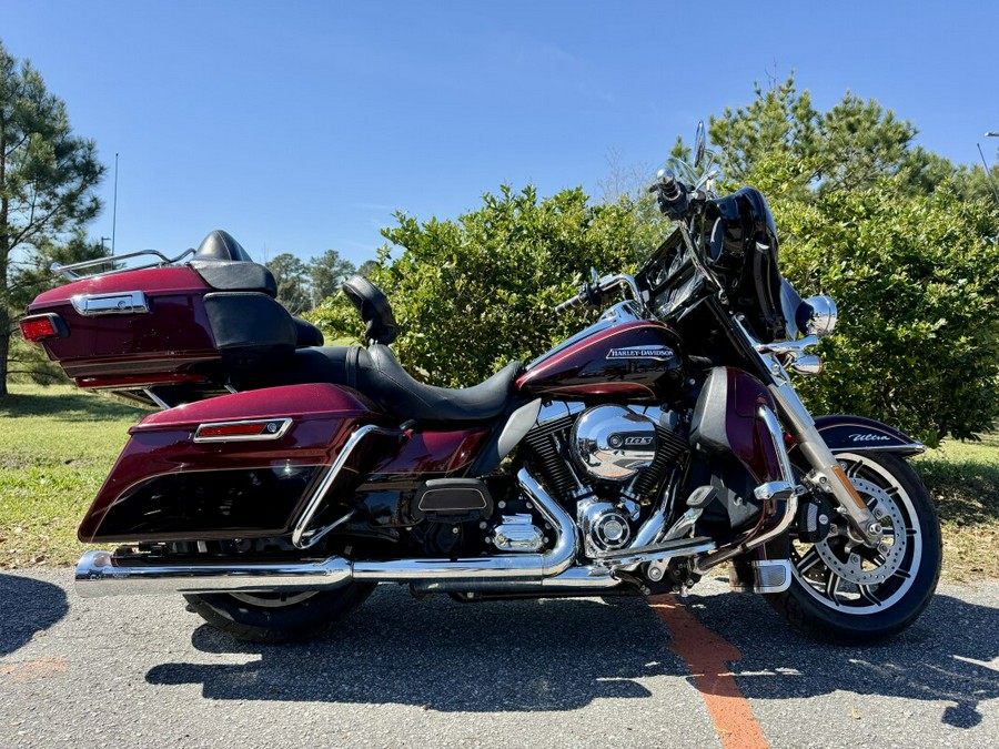 2014 Harley-Davidson® Electra Glide® Ultra Classic® FLHTCU