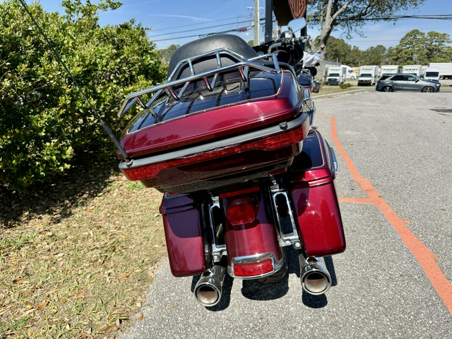 2014 Harley-Davidson® Electra Glide® Ultra Classic® FLHTCU