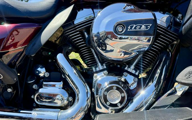 2014 Harley-Davidson® Electra Glide® Ultra Classic® FLHTCU