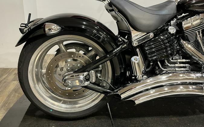 2009 Harley-Davidson Softail® Rocker™ C