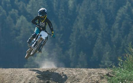 2027 Husqvarna EE 5
