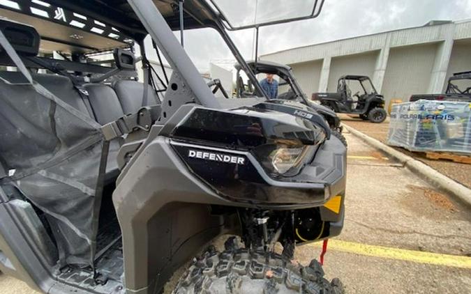 2023 Can-Am® Defender DPS HD9 Timeless Black