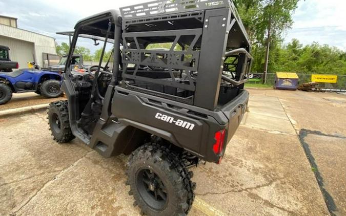 2023 Can-Am® Defender DPS HD9 Timeless Black