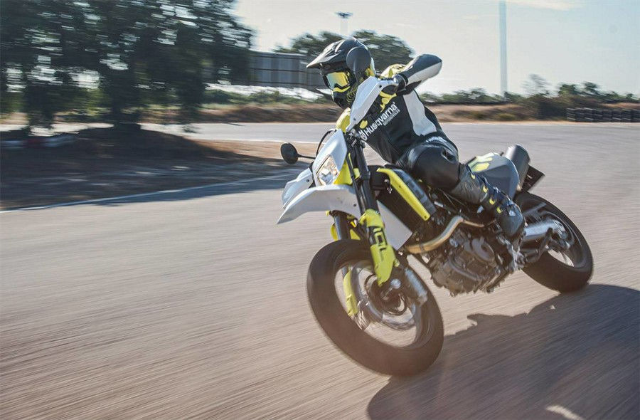 2024 Husqvarna Motorcycles 701 SUPERMOTO