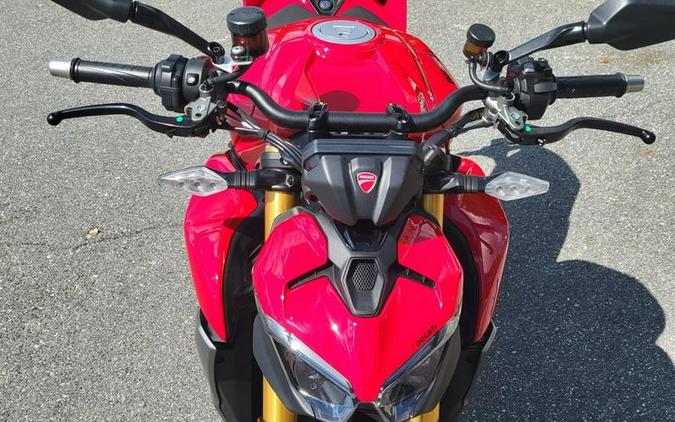 2025 Ducati Streetfighter V2 S