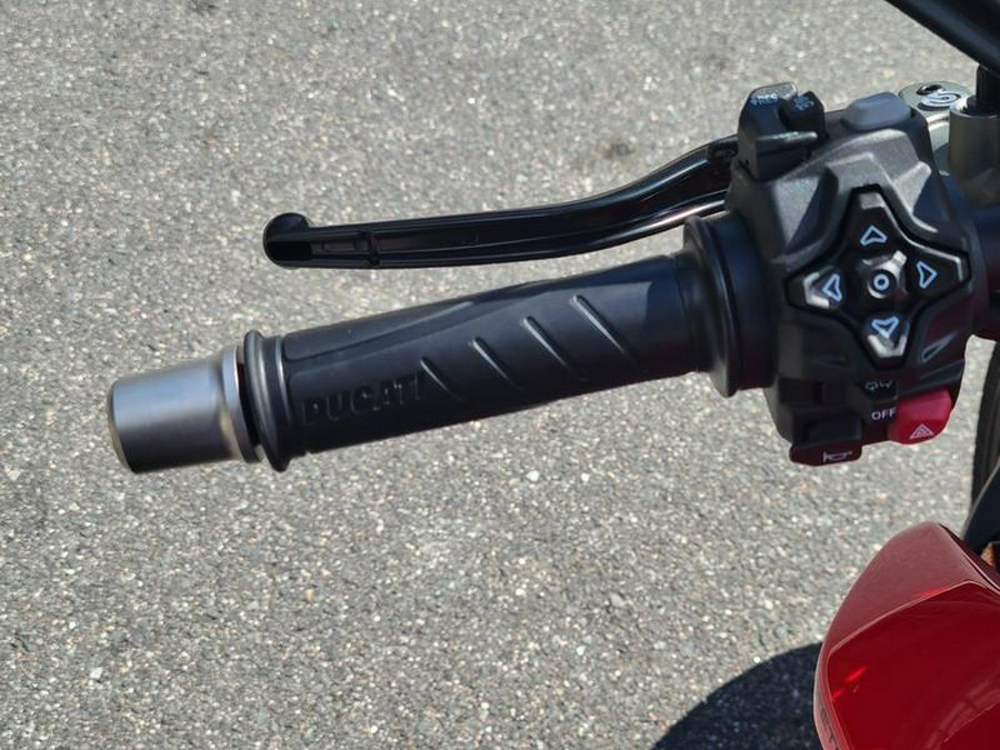 2025 Ducati Streetfighter V2 S