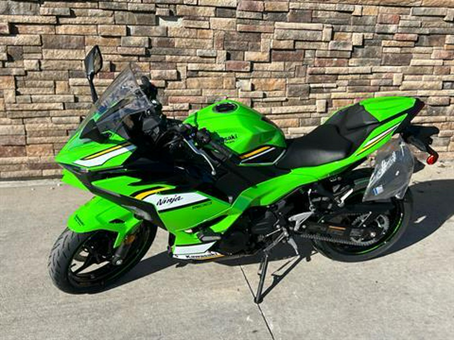 2025 Kawasaki Ninja 500 SE KRT Edition ABS