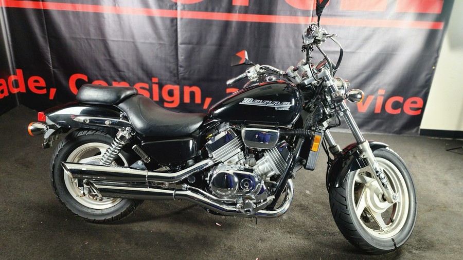 2002 HONDA VF750C2 - F801276