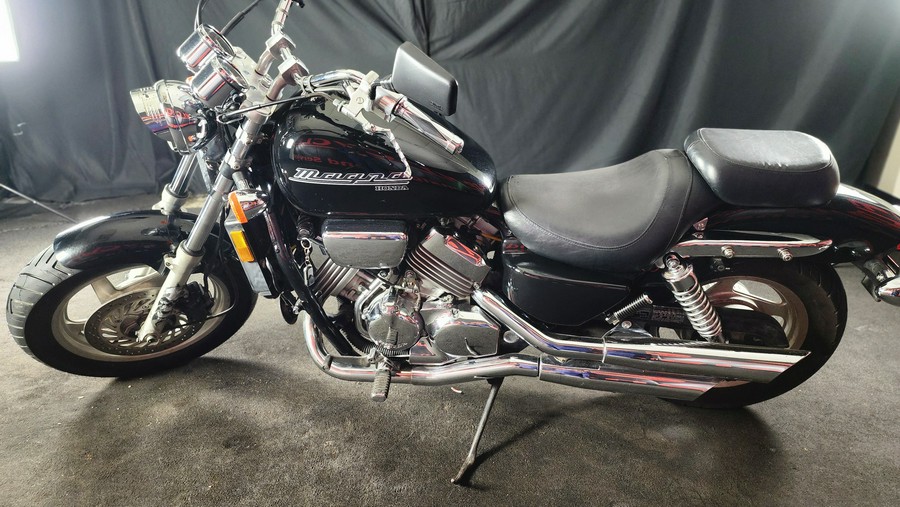 2002 HONDA VF750C2 - F801276