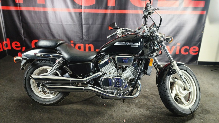 2002 HONDA VF750C2 - F801276