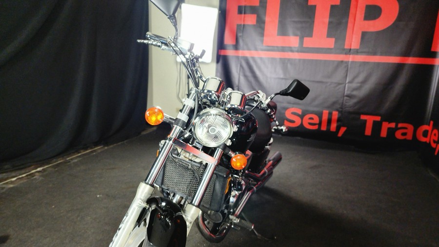 2002 HONDA VF750C2 - F801276