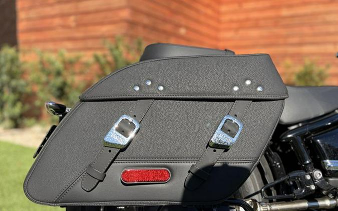 2024 BMW R 18 CLASSIC