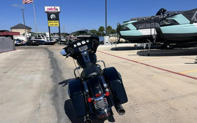 2015 Harley-Davidson® FLHXS - Street Glide® Special