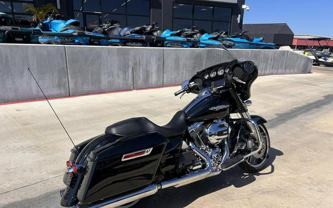 2015 Harley-Davidson® FLHXS - Street Glide® Special