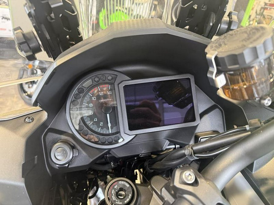 2025 Kawasaki Versys® 1100 SE LT ABS