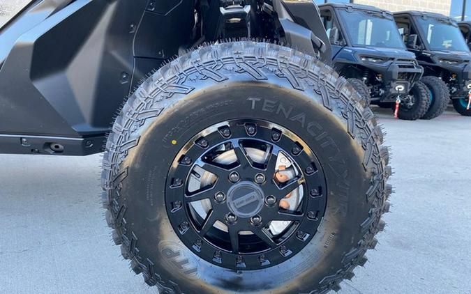 2026 Can-Am Maverick R X RS With Smart-Shox Triple Black