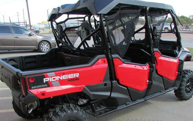 2023 Honda Pioneer 1000-6 Deluxe Crew