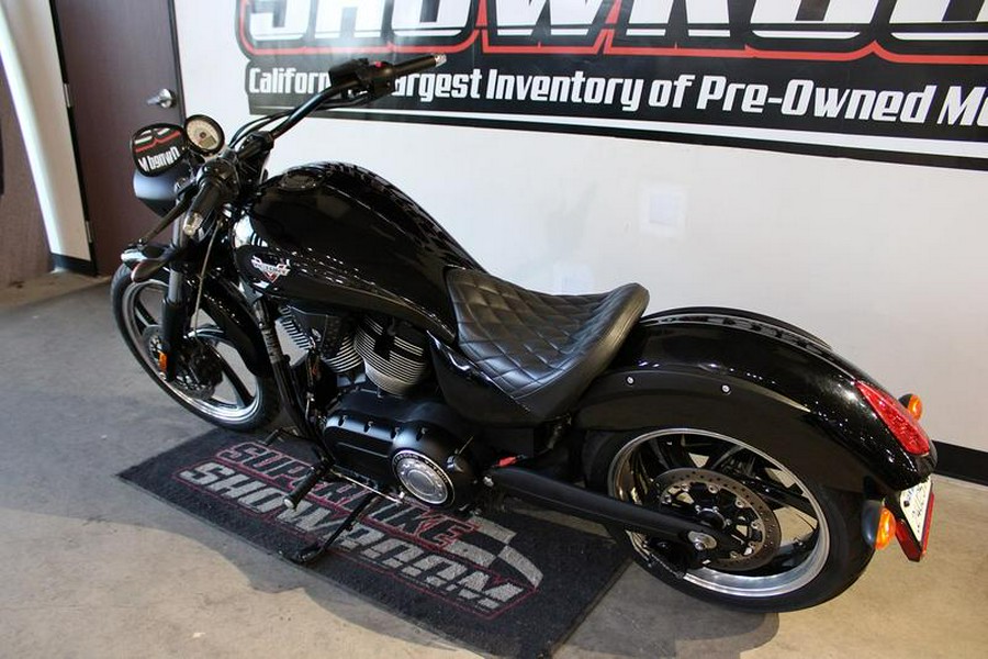 2013 Victory Motorcycles® Vegas 8-Ball® Solid Black