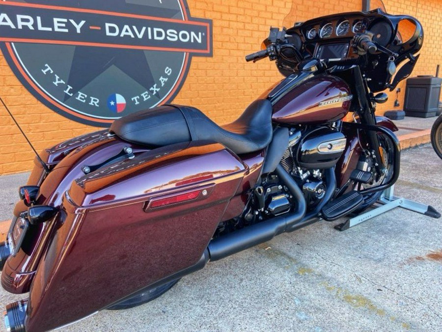 2018 Harley-Davidson® FLHXS - Street Glide® Special