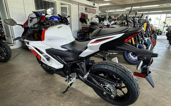 2026 Yamaha YZF-R3 70th Anniversary Edition